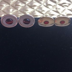Two pair of vintage men’s cuff links